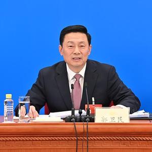 (Two sessions) (1) The Fourth Session of the 13th Chinese People's Political Consultative Conference held a press conference.